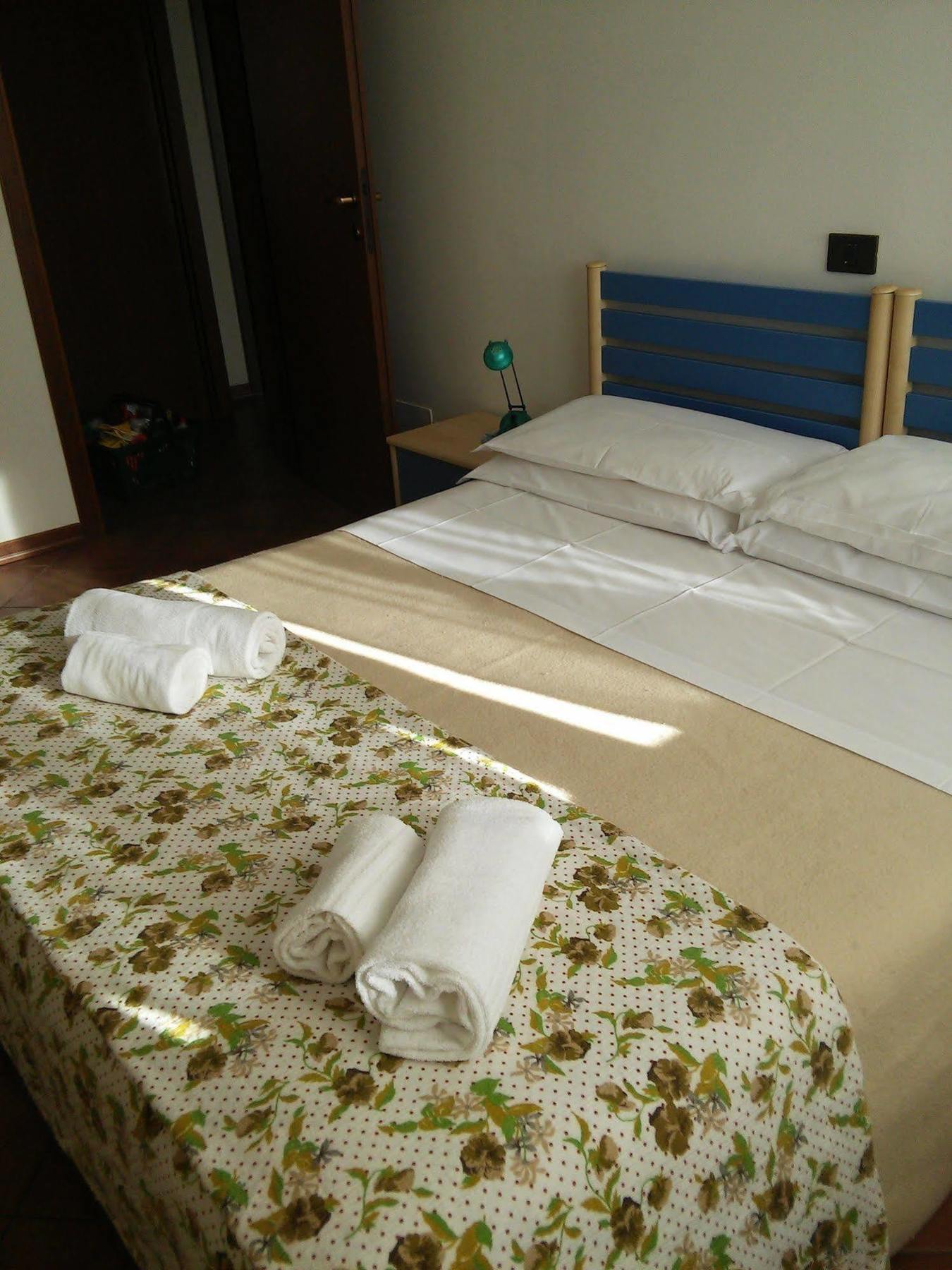 Residence Vivere Astra ตรีเอสเต ภายนอก รูปภาพ